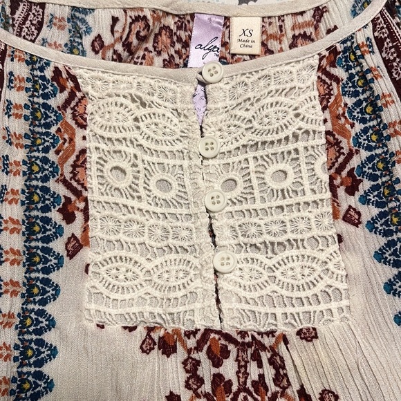 Francesca’s top - Picture 3 of 4